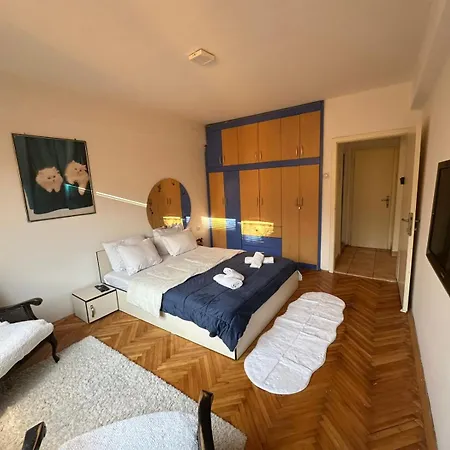 Aleks 4 * Skopje