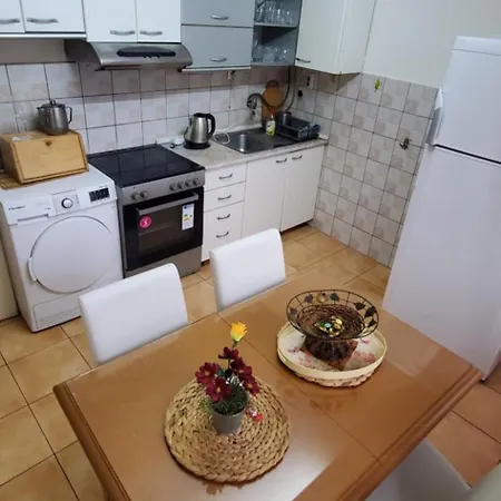 Aleks 4 * Skopje